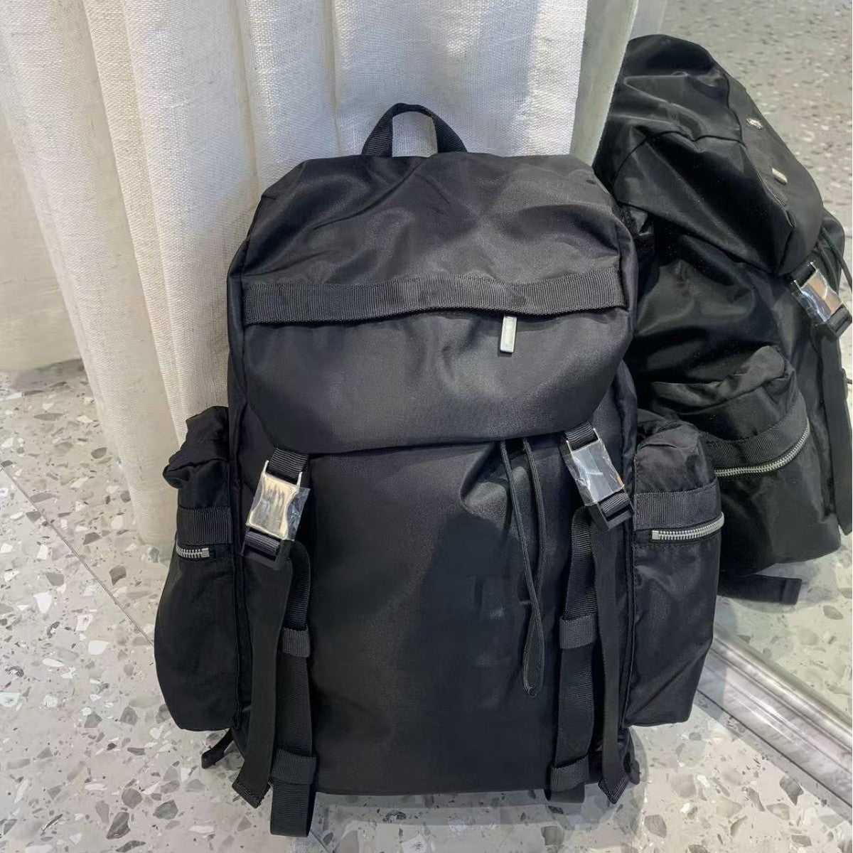 Dual-Compartment 25L Hiking Backpack with Cap